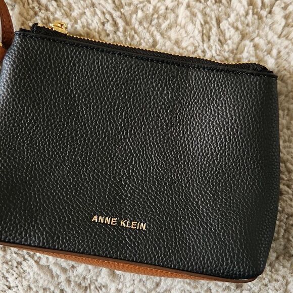 Anne klein wristlet black and brown New without tags - Picture 2 of 5